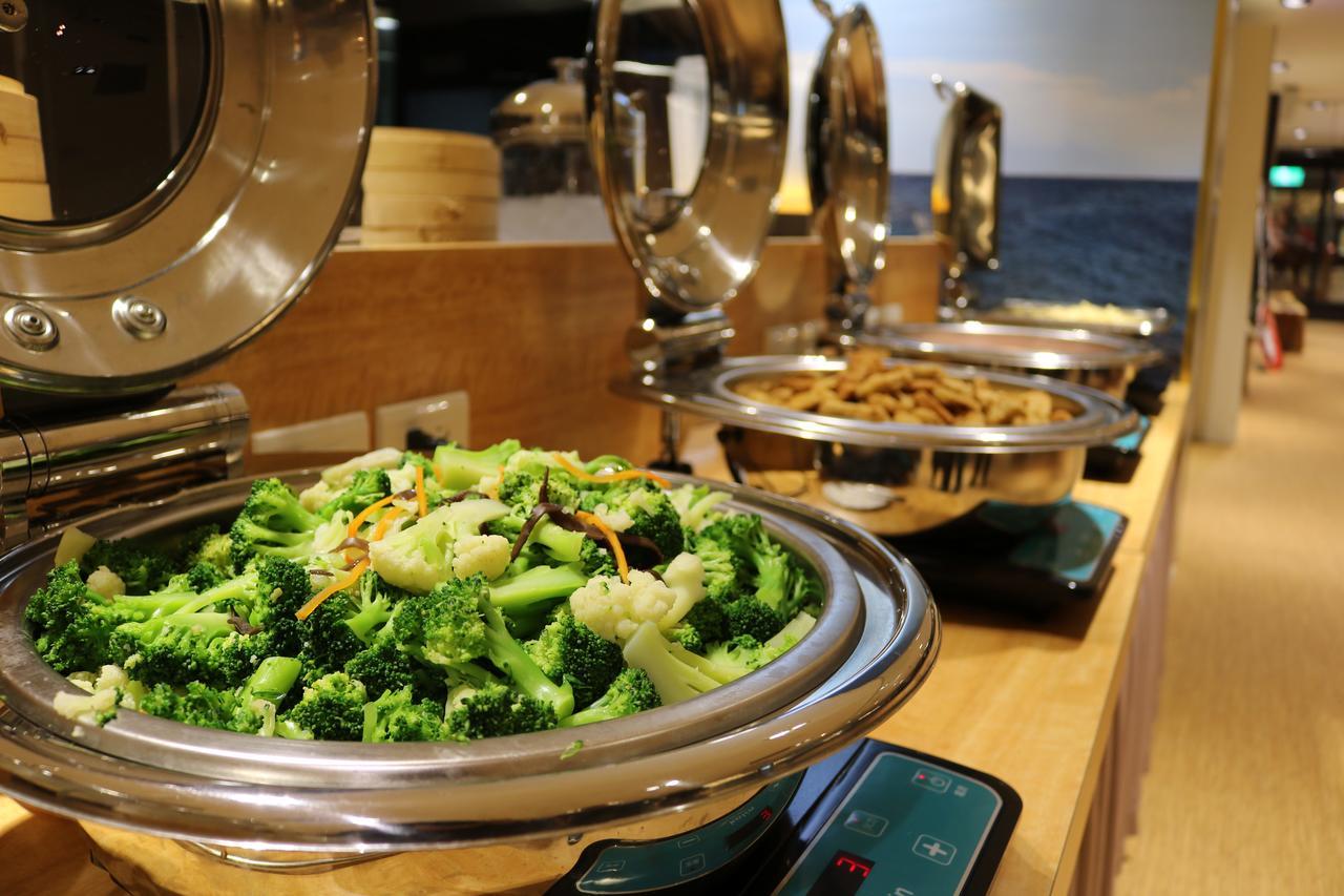 Mingli Hotel Kaohsiung Buitenkant foto
