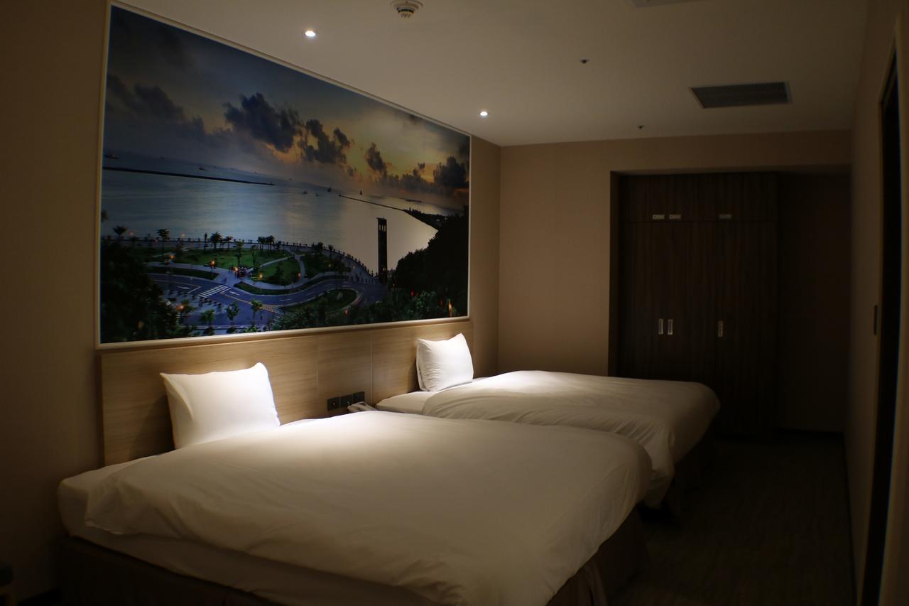 Mingli Hotel Kaohsiung Buitenkant foto
