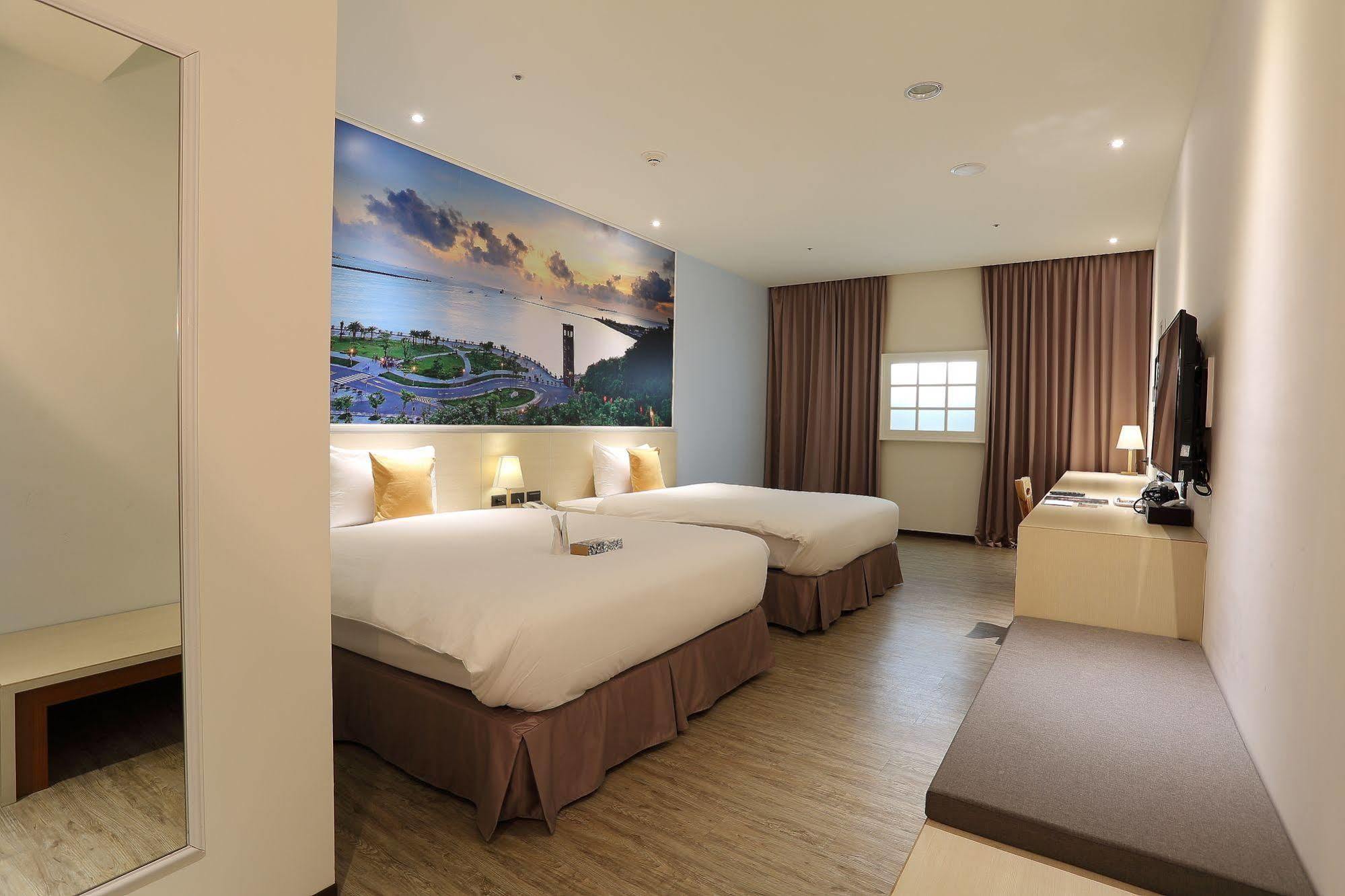 Mingli Hotel Kaohsiung Buitenkant foto