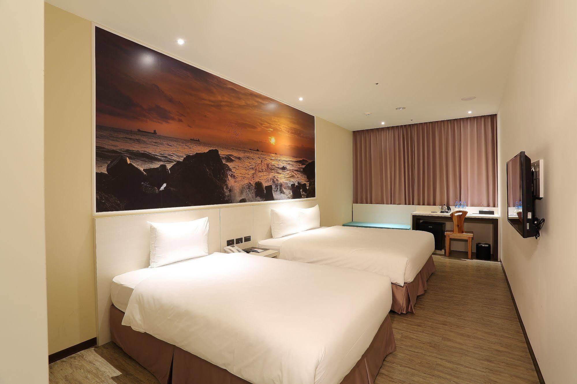 Mingli Hotel Kaohsiung Buitenkant foto