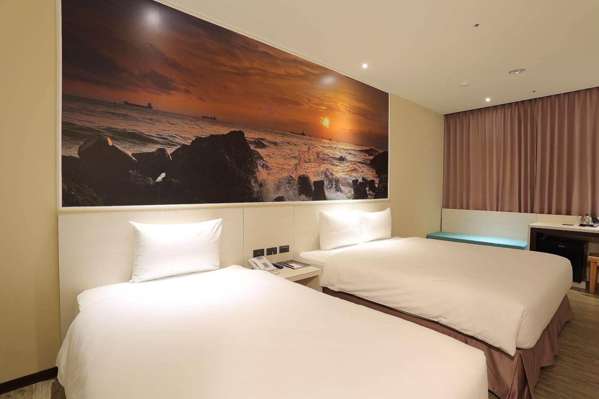 Mingli Hotel Kaohsiung Buitenkant foto