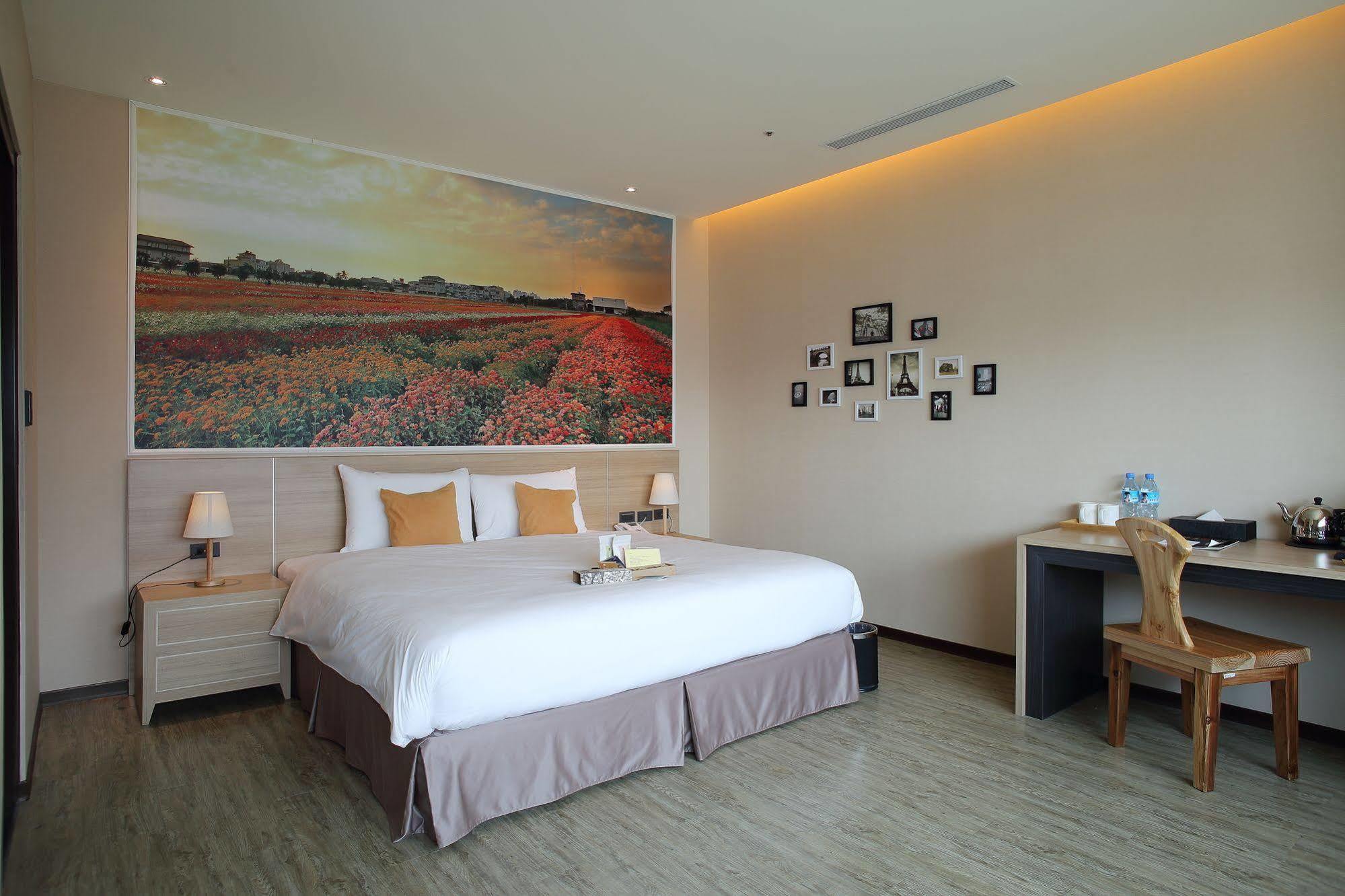Mingli Hotel Kaohsiung Buitenkant foto